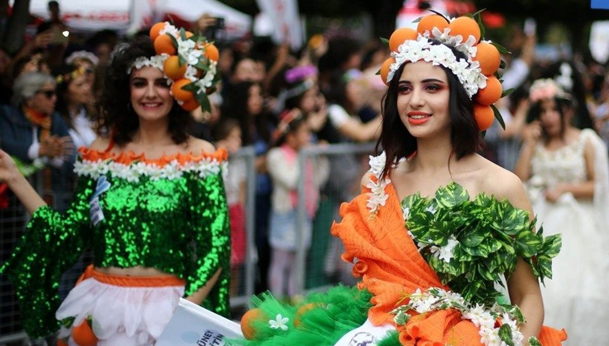 Portakal Çiçeği Karnavalı iki yılın ardından yeniden sokaklarda