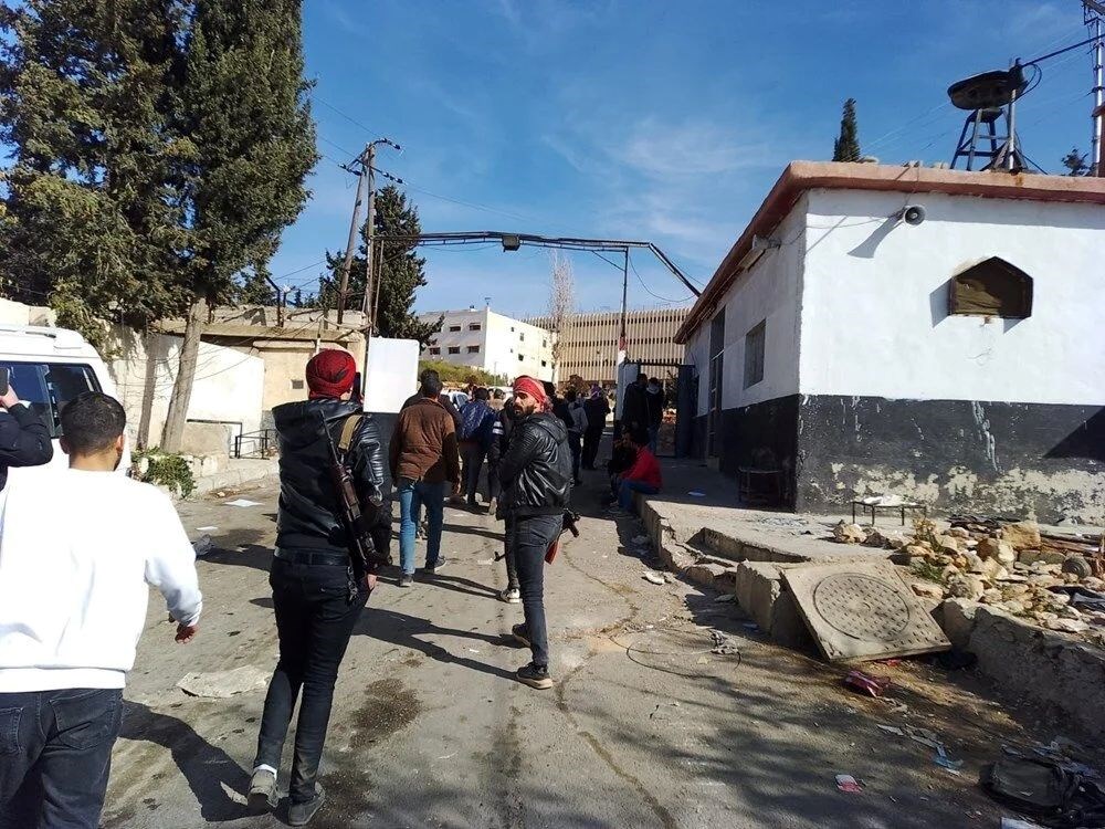 "İnsan mezbahası" Sednaya'nın infaz sorumlusu ve 20 kişi yakalandı - 2