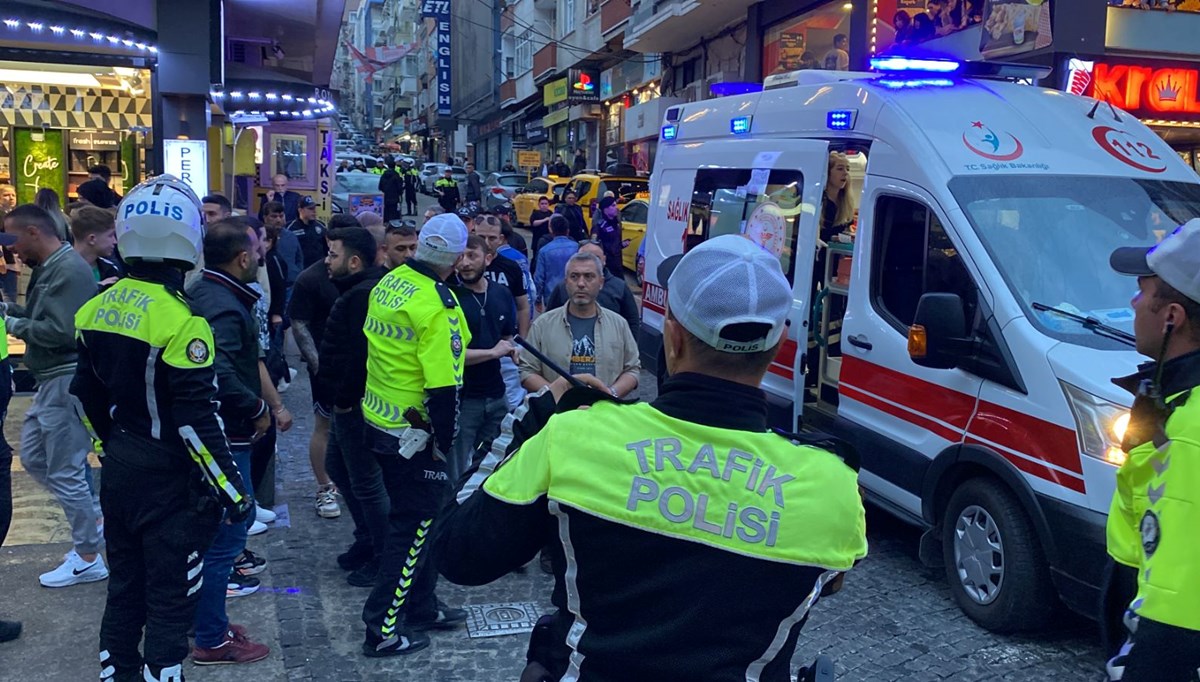 İki grup arasında İki grup arasında