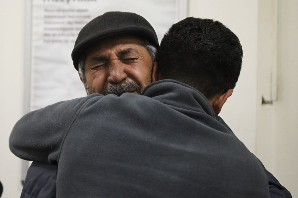 261 saat sonra çocuklarına kavuştular: Umudumu tamamen kaybetmiştim - 7