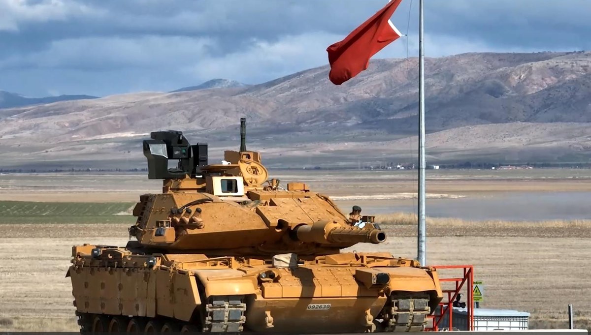 Modernize edilen ilk M60T tankları teslim edildi: 