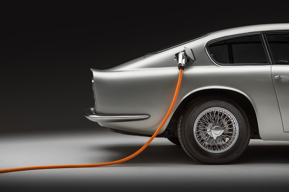 Bir klasik daha elektriklendi: Aston Martin DB6 - 8