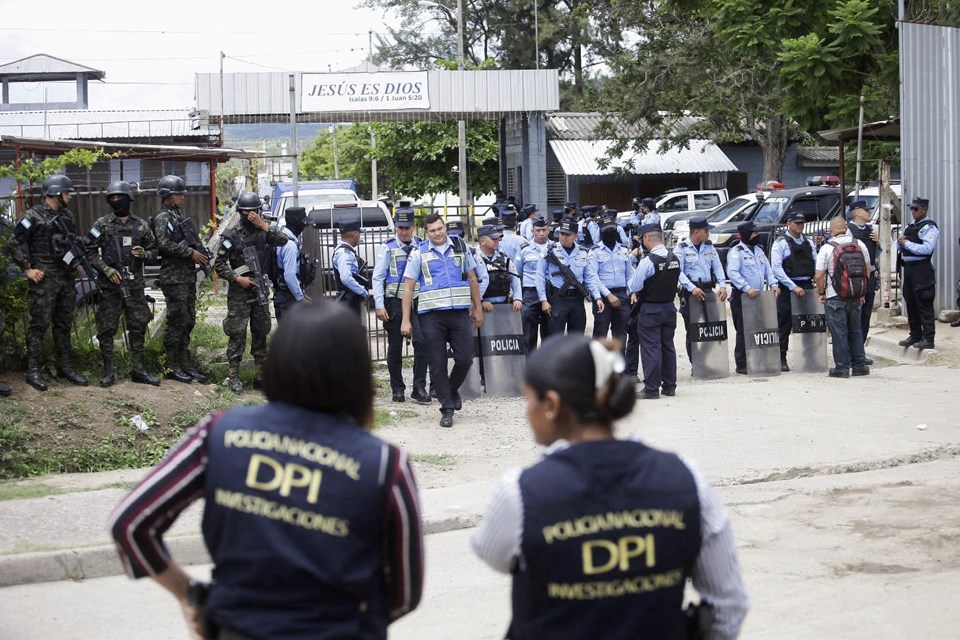 Honduras'ta kadın hapishanesinde isyan: 41 ölü - 1