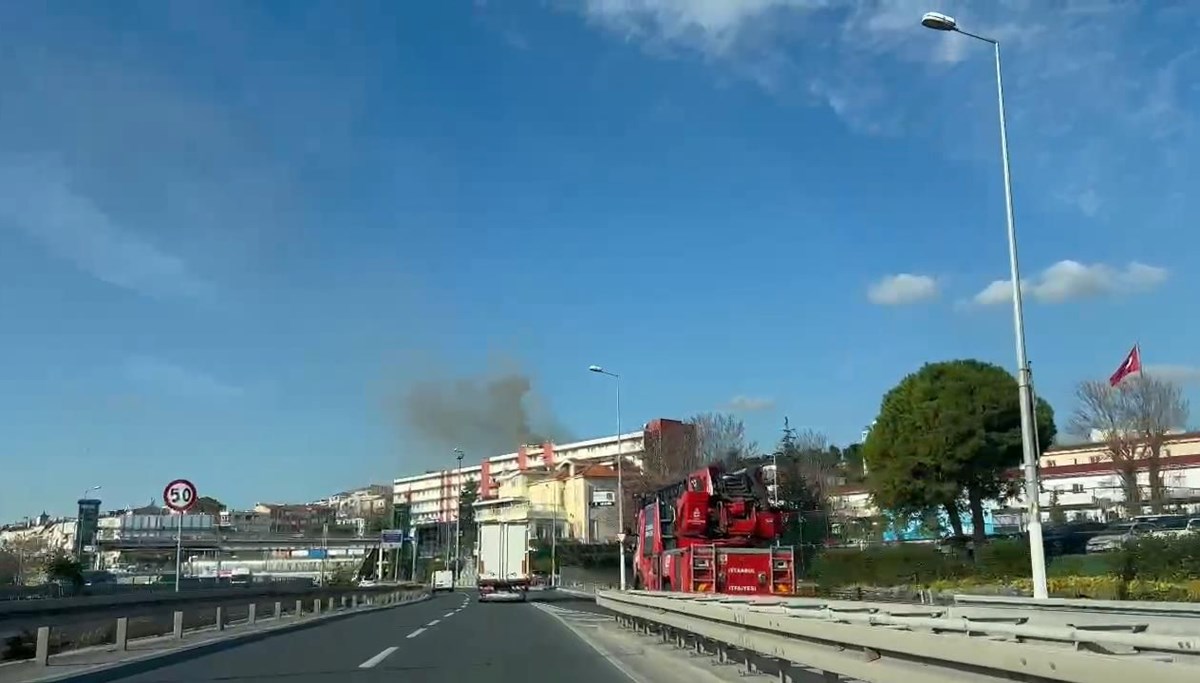 İstanbul Eğitim ve Araştırma Hastanesi'nde yangın