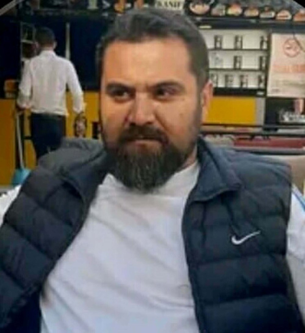 Üniversiteli motokurye Ata Emre'yi öldüren şüphelinin babasına istenen ceza belli oldu 2 https://cdn1.ntv.com.tr/gorsel/1G4sn9fibkaRjKSYfV_6ZA.jpg?width=1000&mode=both&scale=both&v=1716461336368
