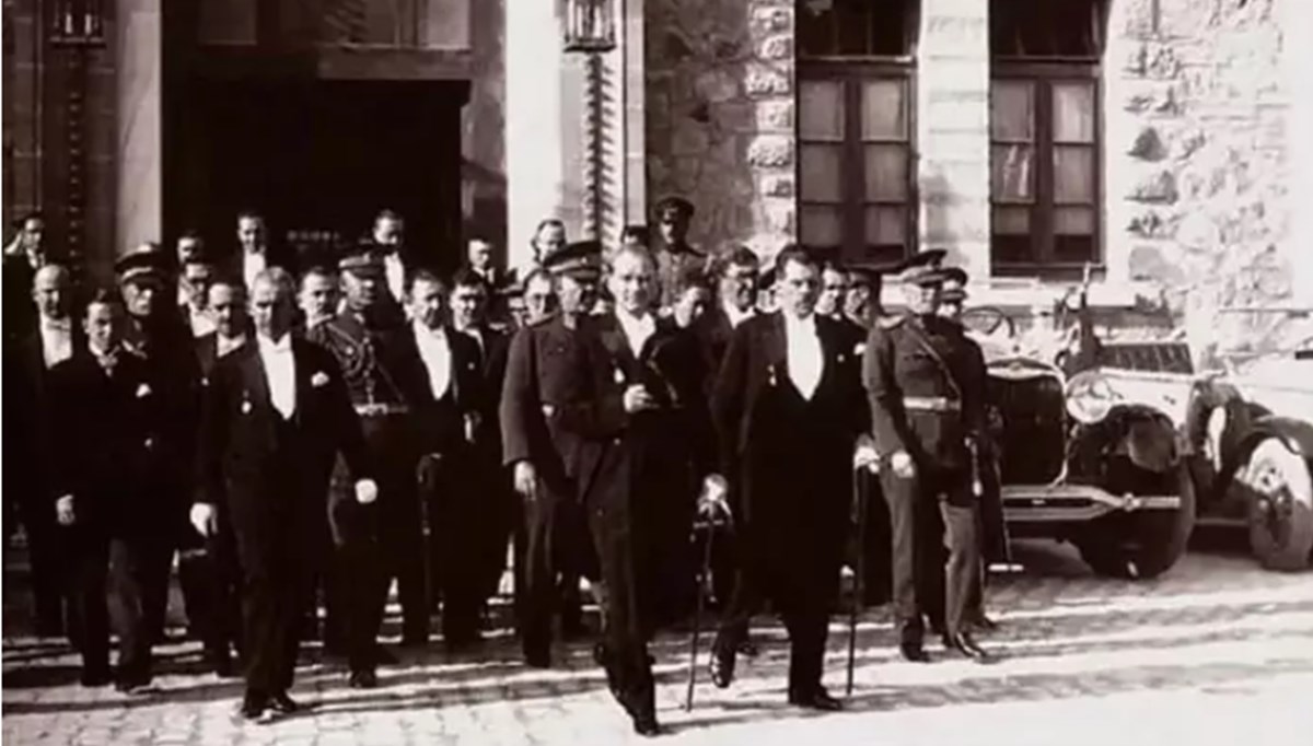 10 Kasım'da neden siren çalar? (Siren sesinin anlamı)