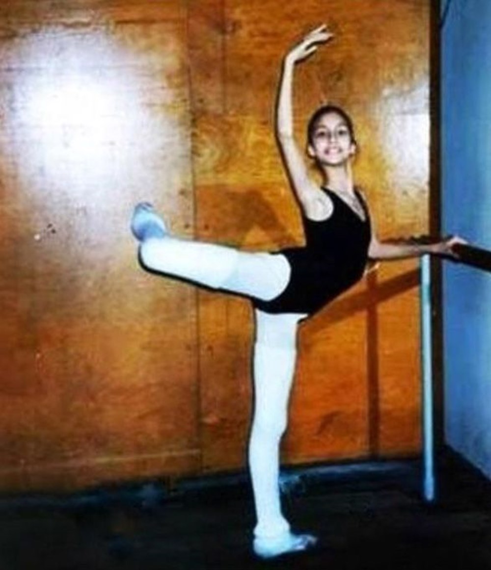 Cenk Eren'den Ajda Pekkan paylaşımı: Ben yaşlandım o hala genç (Ünlülerin çocukluk ve gençlik halleri) - 498