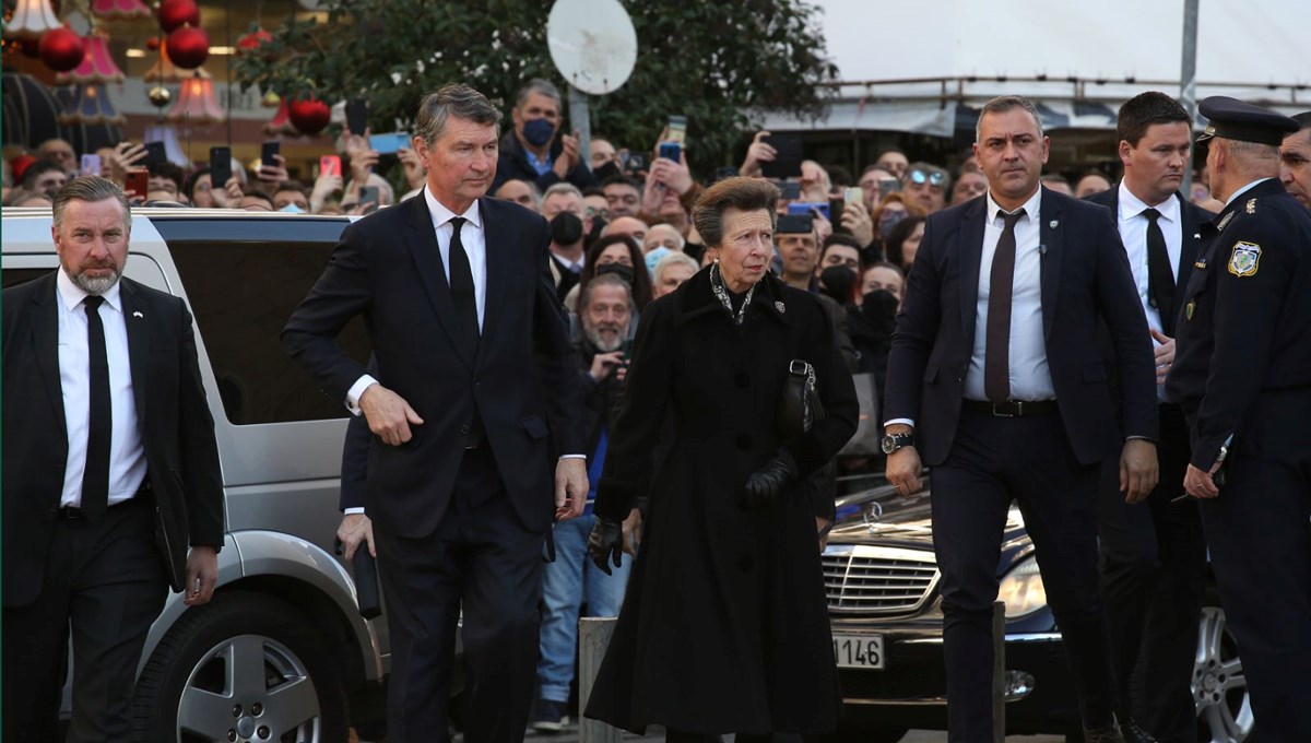 Kraliyet aileleri Atina'da toplandı: Yunanistan'ın son kralı için cenaze töreni Kraliyet aileleri Atina'da toplandı: Yunanistan'ın son kralı için cenaze töreni