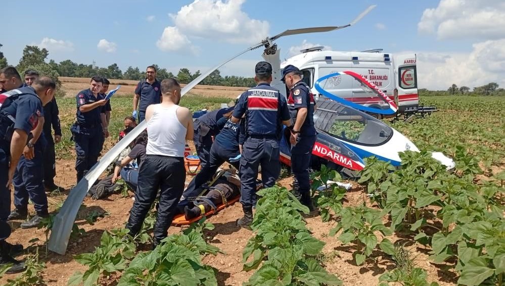 Cayrokopter araziye sert iniş yaptı: 2 yaralı
