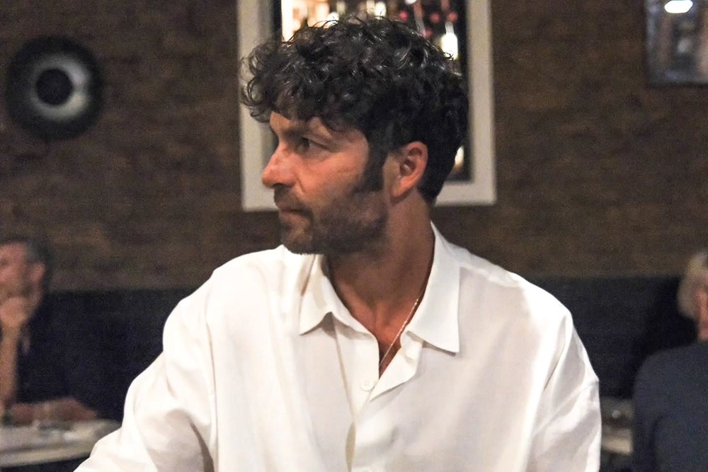 Birce Akalay saçlarını kısacık kestirdi! (Ünlülerin değişimi) - 4