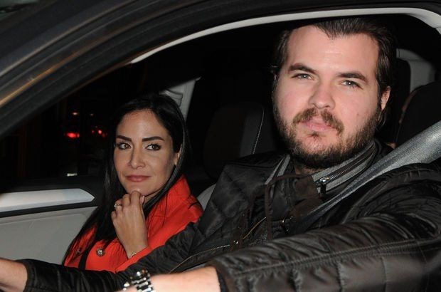 Tarık Akan'ın oğlu Barış Üregül ile eski eşi Asya Engin arasındaki takı kavgası büyüyor - Magazin Haberleri