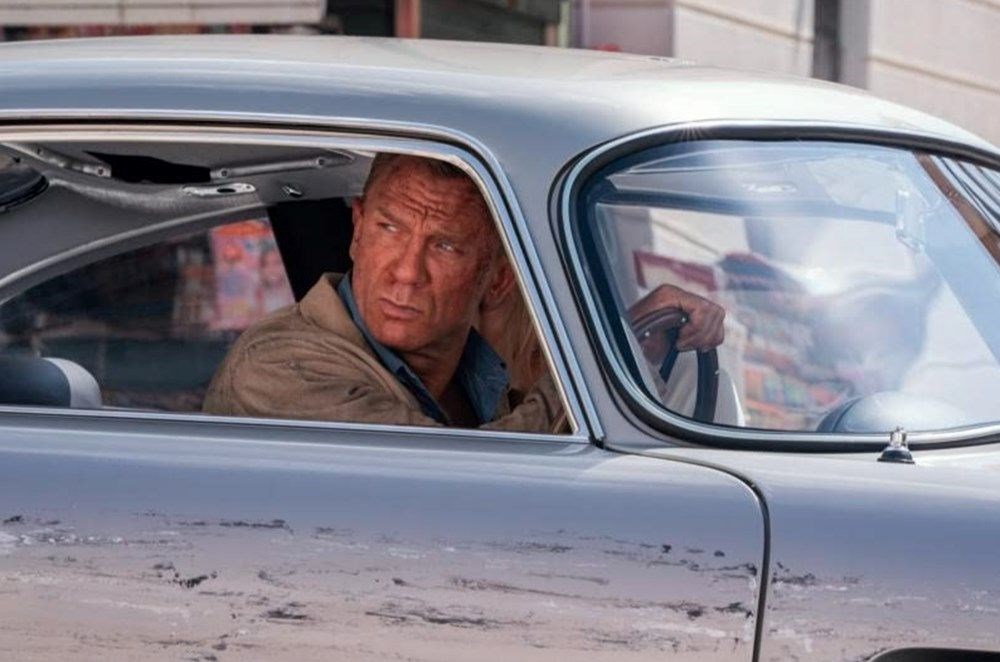 Sean Connery'nin sahip olduğu James Bond otomobili satıldı - 1