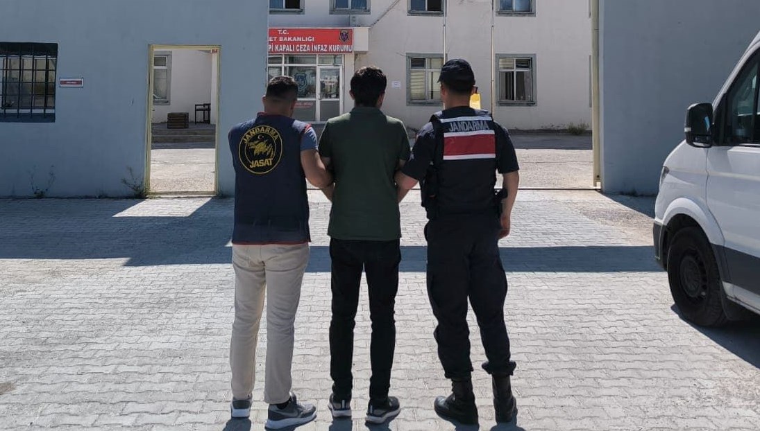 Firari FETÖ hükümlüsü yakalandı