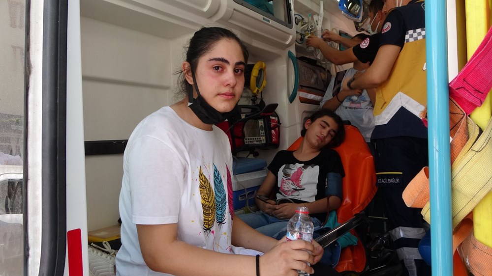 Muş’ta yangında can pazarı: 80 öğrenci sinir krizi geçirdi - 16