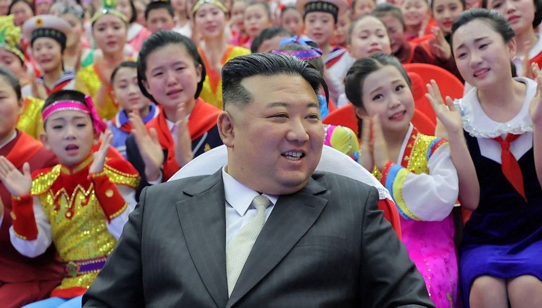 Kim Jong-Un hakkında şok iddia: Her yıl "Zevk Takımı" için 25 bakire kız seçiyor
