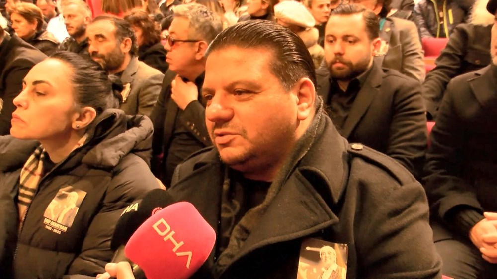 Edip Akbayram cenaze töreni: Kızı Türkü Akbayram'dan duygusal veda - 7