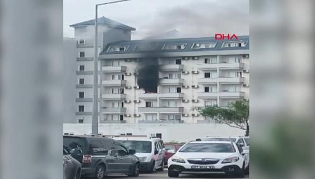 Antalya'da otel lojmanında yangın