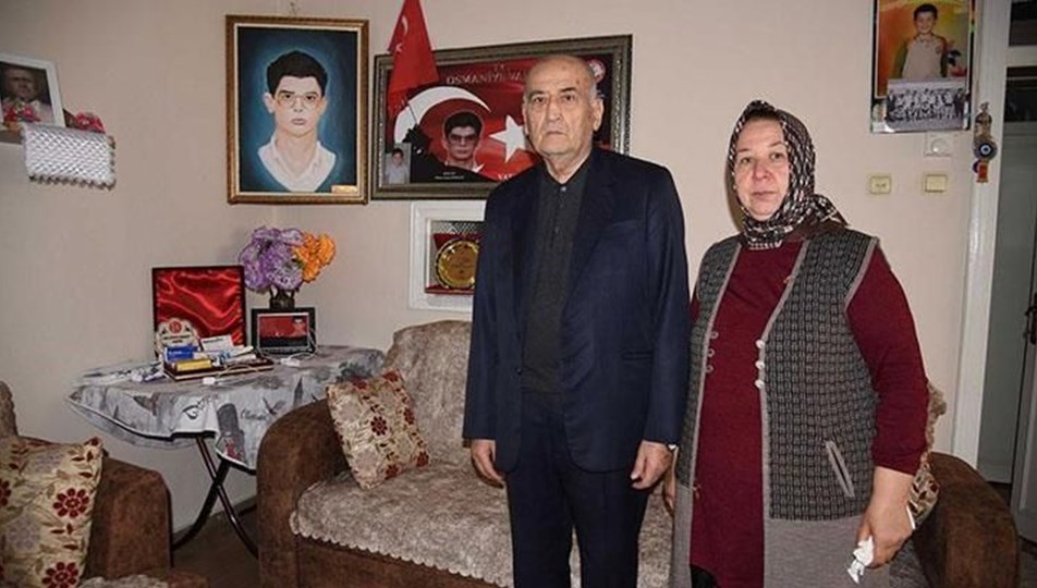 Şehit babası, dolandırıcılara 350 bin liralık altın kaptırdı