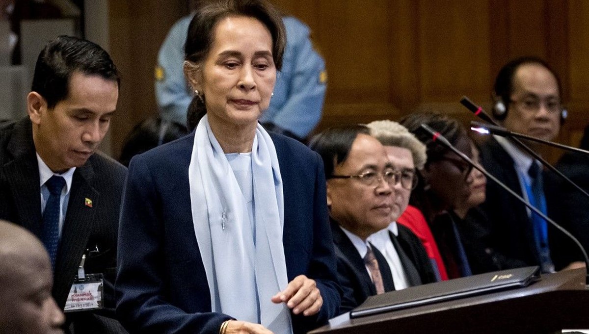 Myanmar'da devrik lider Suu Çii 4 yıl hapse mahkum edildi