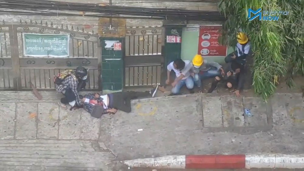 Myanmar'daki darbe protestolarında kan aktı: En az18 ölü - 24