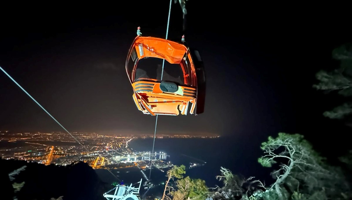 Antalya'da teleferik kazasında kabin parçalandı: Ölü, yaralı ve mahsur kalanlar var