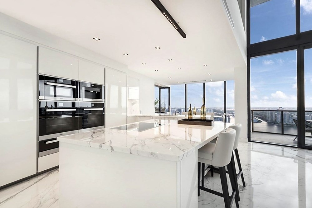 Lionel Messi Miami'deki lüks evini 7 milyon dolara satıyor - 8