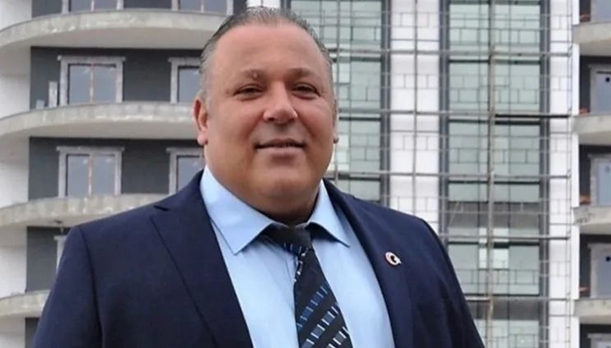 Sezer Ateş kimdir? MHP Uşak Belediye Başkan adayı Sezer Ateş kaç yaşında, hangi görevlerde bulundu? Sezer Ateş kimdir? MHP Uşak Belediye Başkan adayı Sezer Ateş kaç yaşında, hangi görevlerde bulundu?