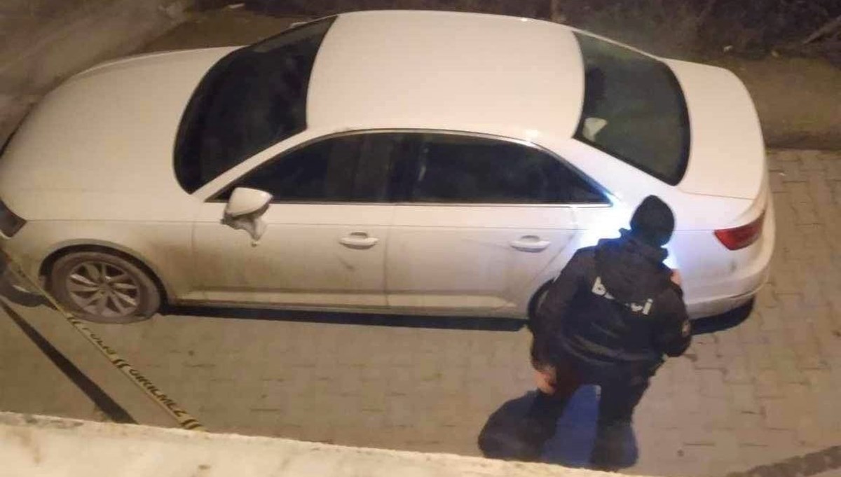Kastamonu’da İşyerine ve otomobile kurşun astılar: 1 kişi gözaltına alındı Kastamonu’da İşyerine ve otomobile kurşun astılar: 1 kişi gözaltına alındı