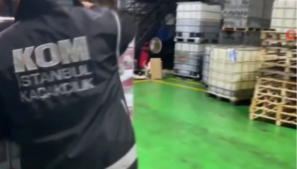İstanbul'da kaçak akaryakıt operasyonu (Tek seferde ele geçirilen en yüksek miktar)