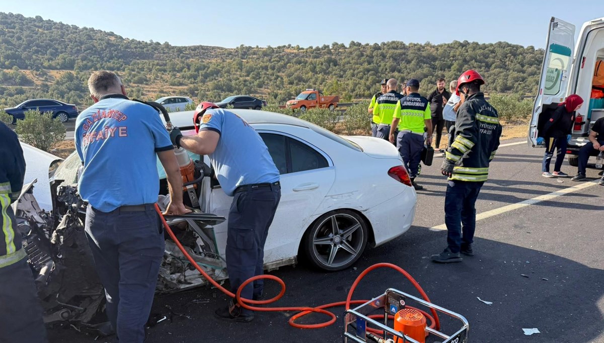 Gaziantep'te trafik kazası: Bir ölü Gaziantep'te trafik kazası: Bir ölü
