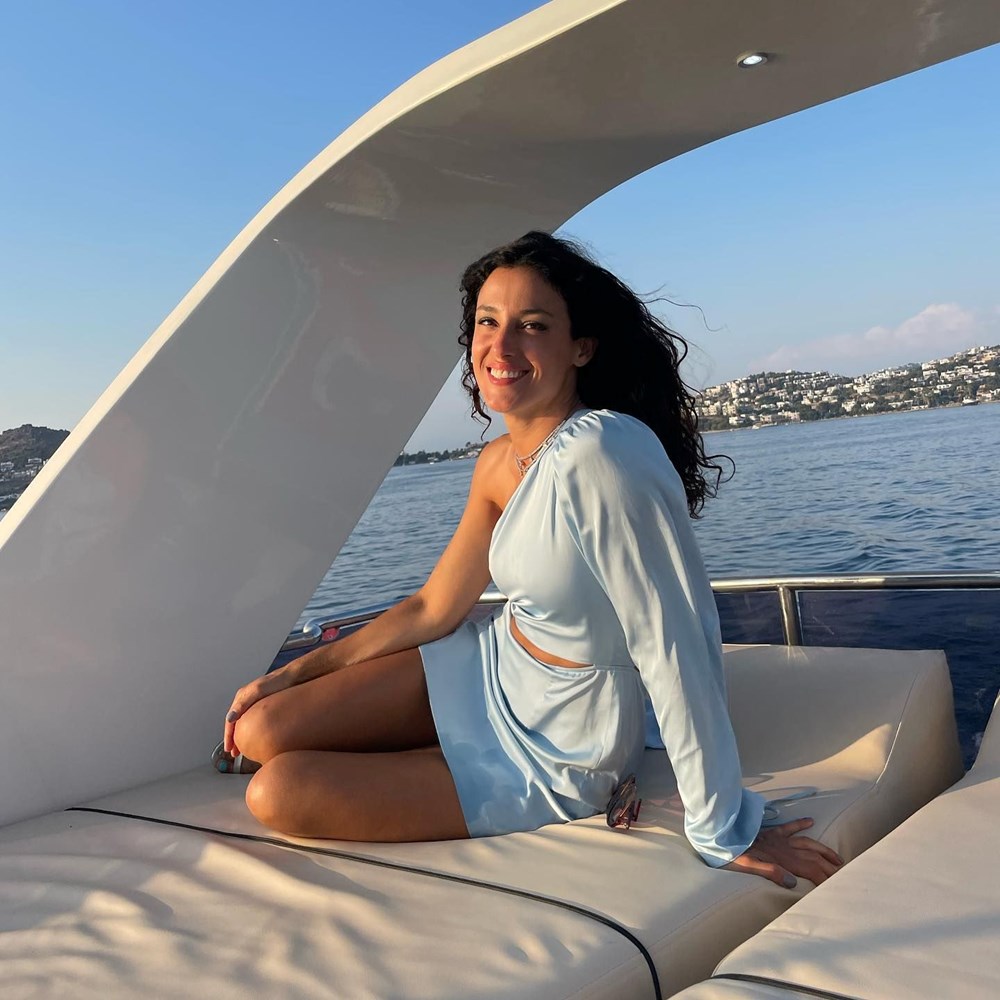 Yaz sezonunun en popüler elbise modelleri - 13