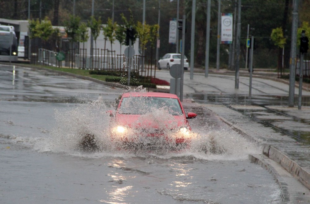 Antalya '93 yıllık ortalamayı 3 günde aştı': 272 kilogram yağış düştü - 3
