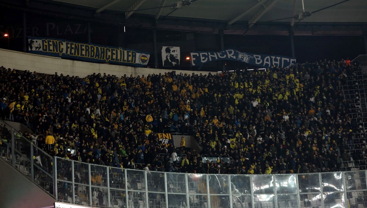 Beşiktaş - Fenerbahçe derbisinde deplasman tribünü kararı