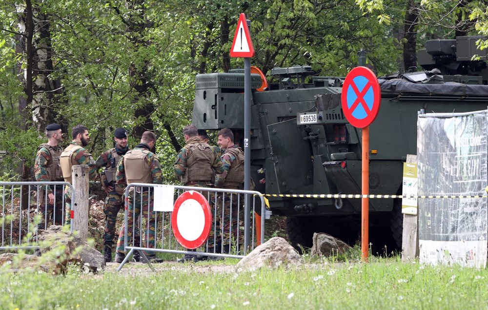 Belçika, kışladan ağır silahlar kaçıran aşırı sağ görüşlü askeri arıyor - 9