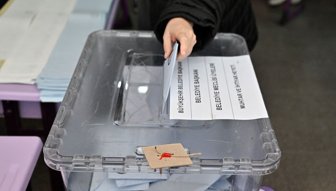 32 ilde sandıklarda oy verme işlemi bitti: Sandıklar kapandı