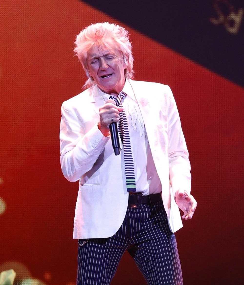 Rod Stewart ve Dua Lipa’dan Katar’daki Dünya Kupası’na ret - 2