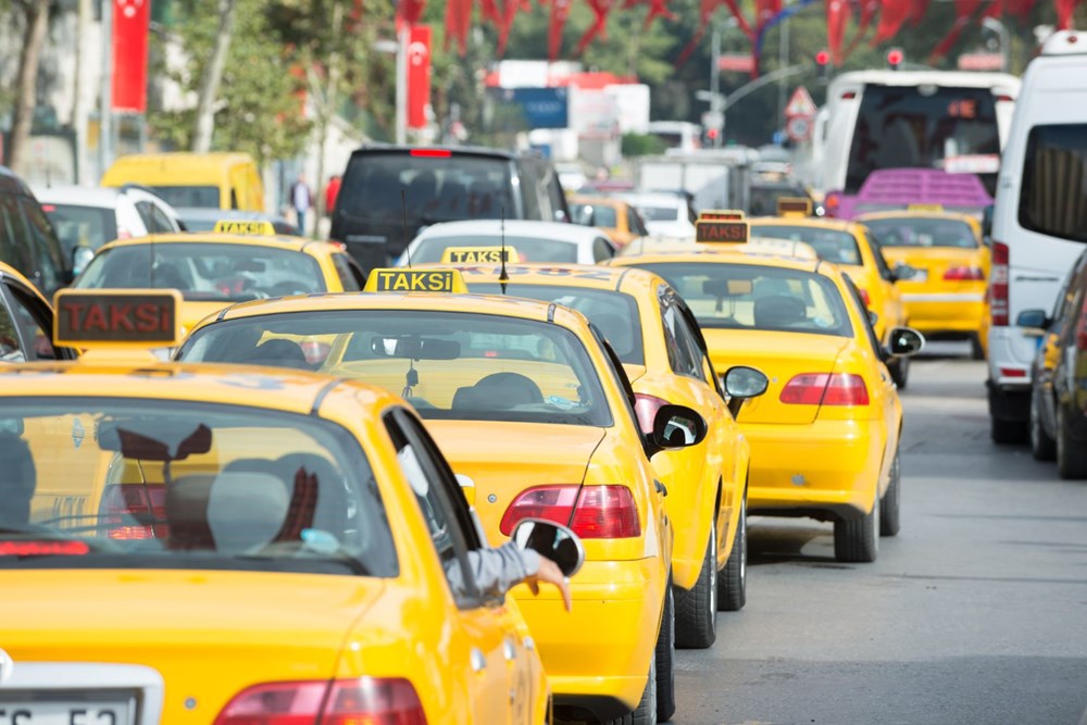 İstanbul'un bitmeyen taksi sorunu:  Krizin nedeni plaka ağalığı - 2