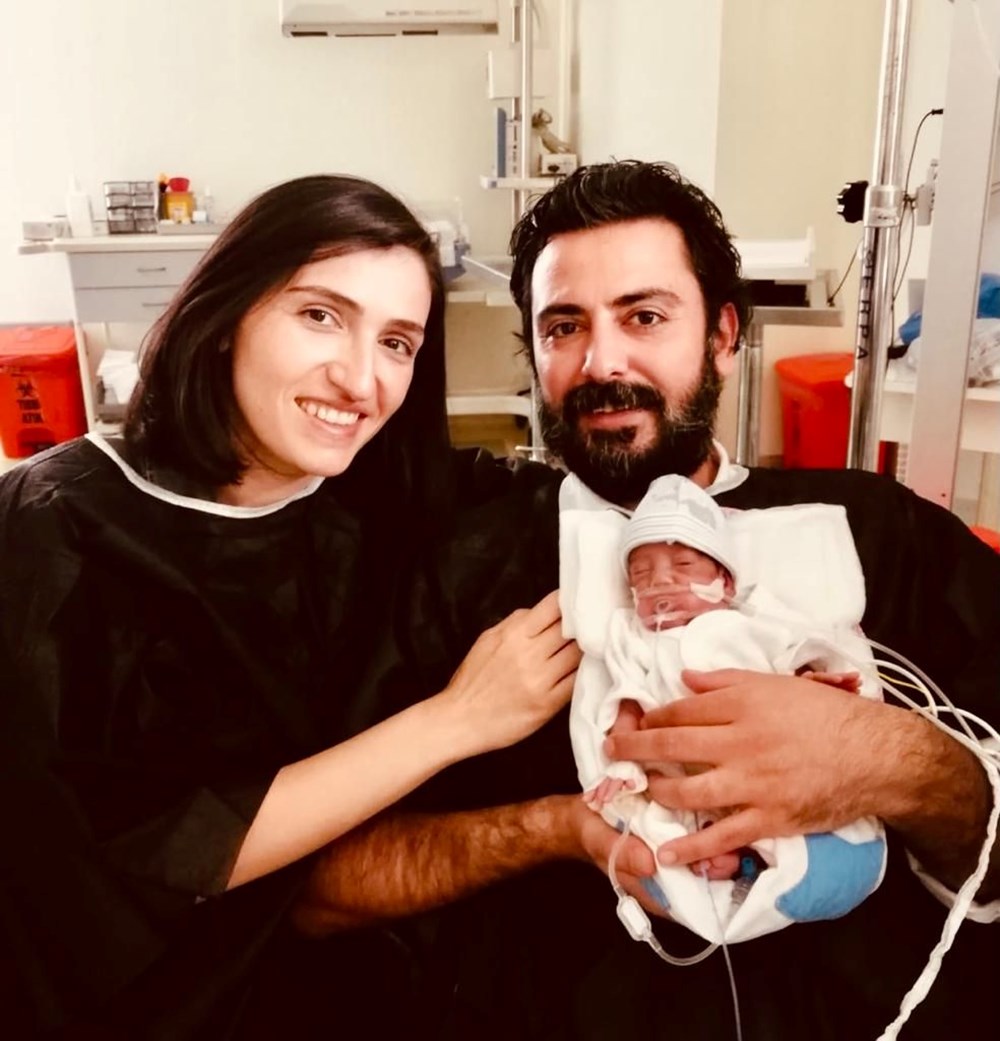 648 gram doğdu, 3 ay yoğun bakımda kaldı: Umut bebek hayata tutunmayı başardı - 1