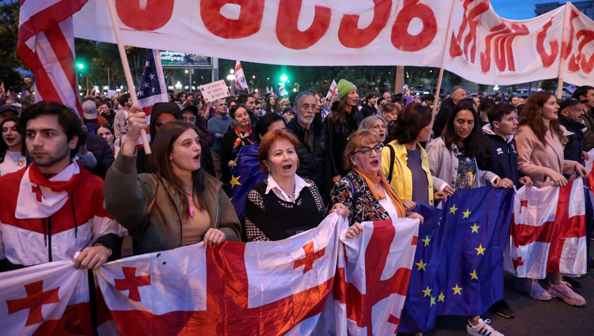 Gürcistan parlamentosu Gürcistan parlamentosu