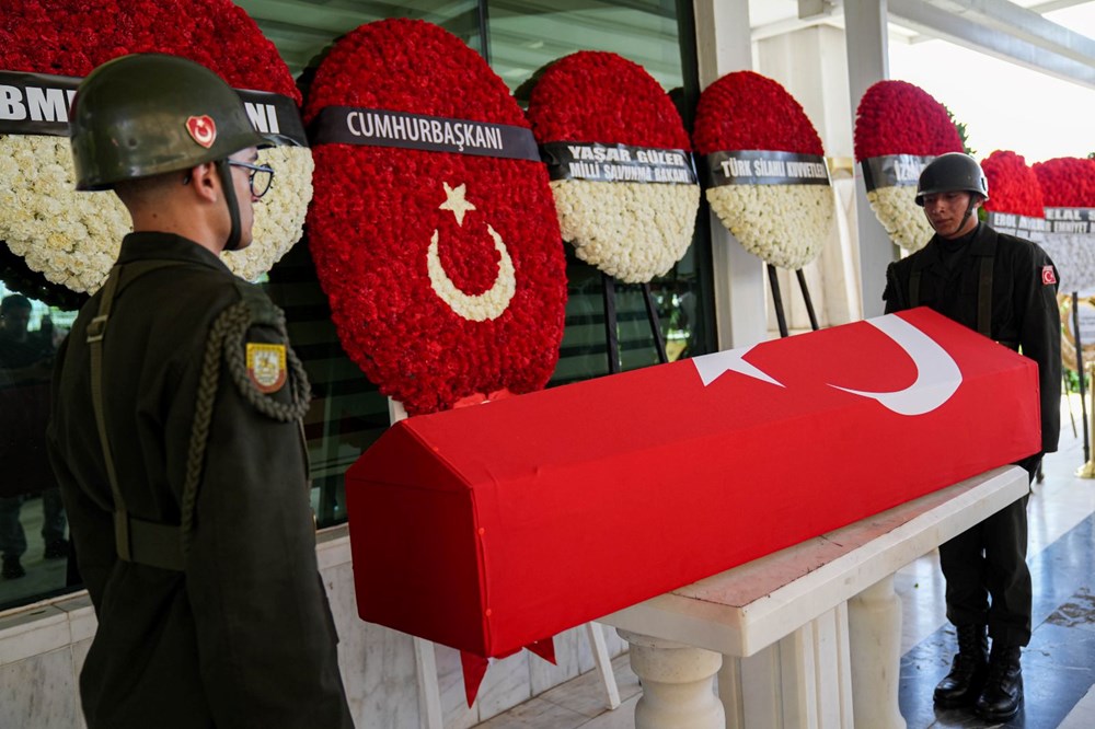 Şehit pilotlara gözyaşlarıyla veda - 5