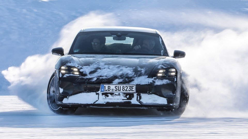 Yeni Porsche Taycan'ın menzil verisi açıklandı: Tanıtıma kısa süre kaldı - 2