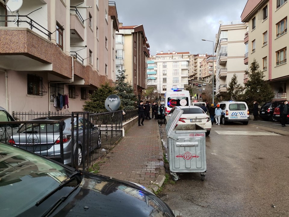 Ankara'da şiddet uygulayan kocasını bıçaklayarak öldürdü - 1