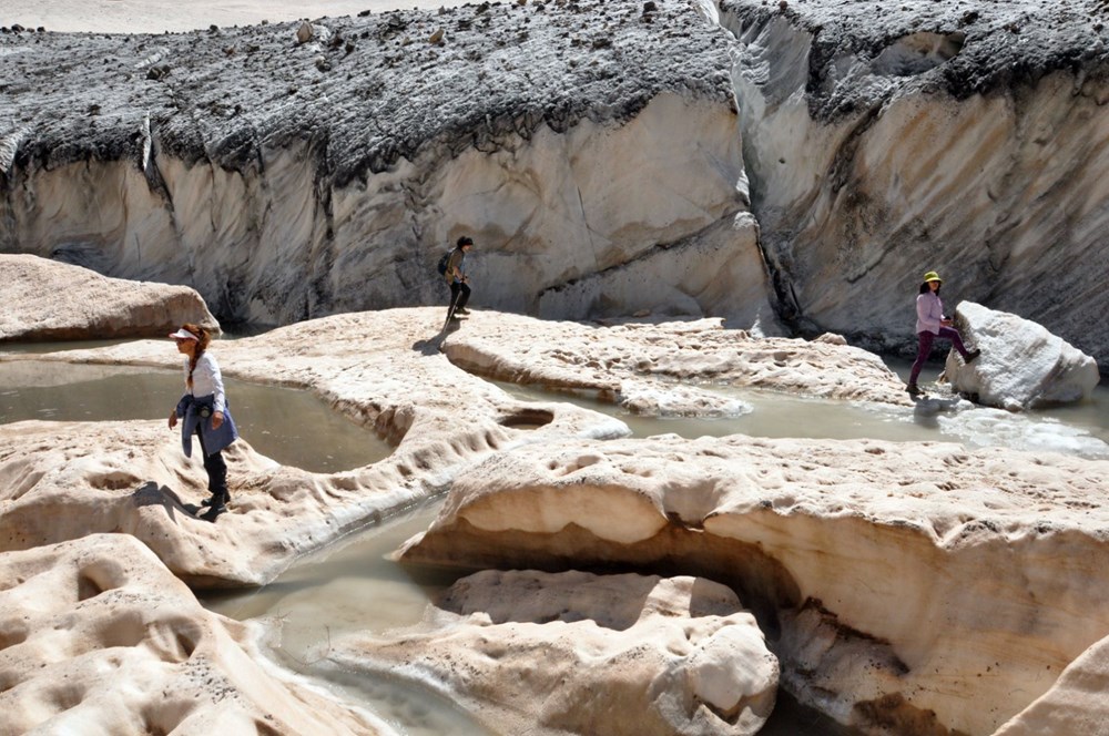 Türkiye'nin zirvesi 20 bin yıllık 'Cilo Buzulları' eriyor - 15