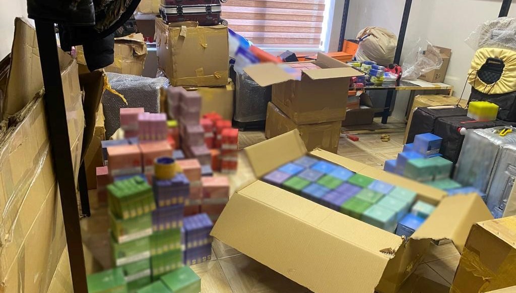 5 bin paket kaçak sigara ele geçirildi