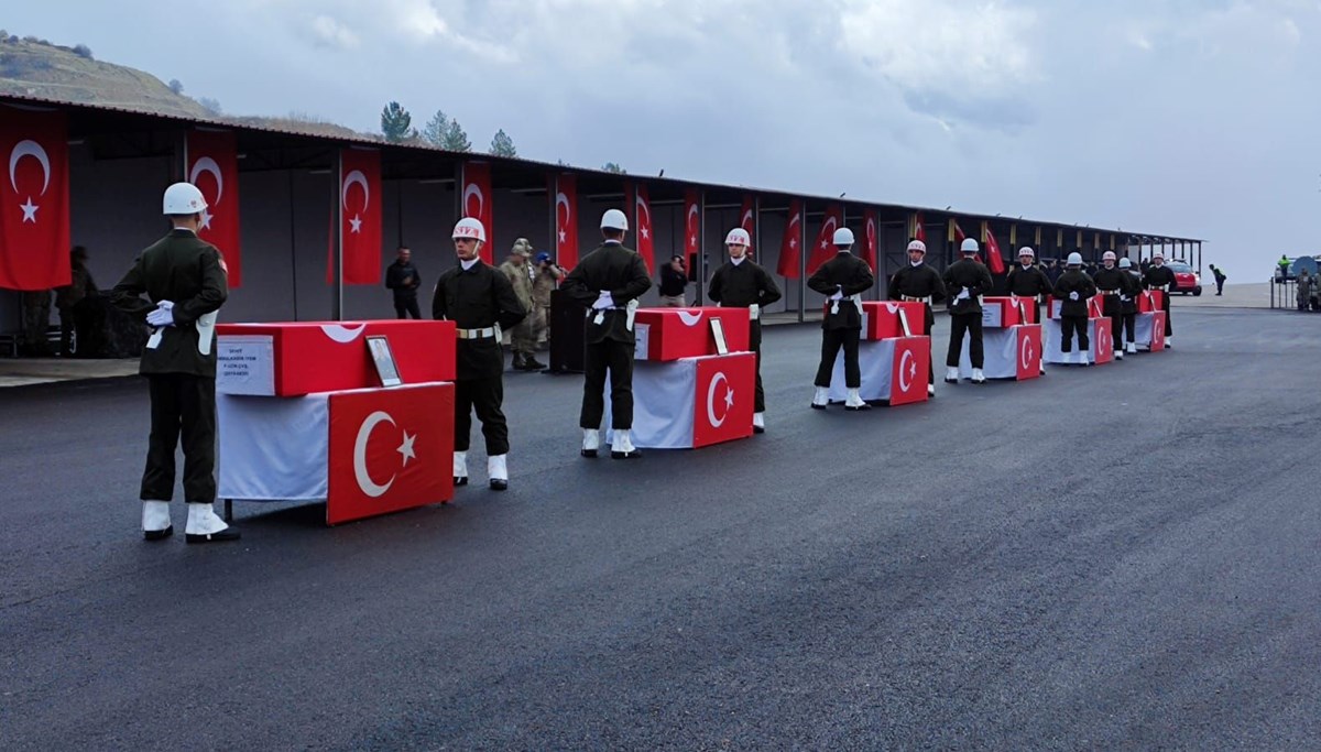 Pençe-Kilit şehitleri memleketlerine uğurlandı