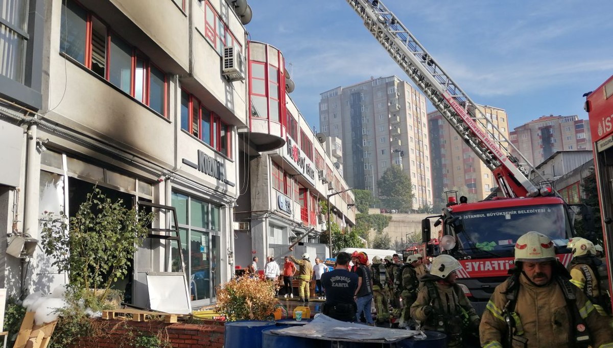 Bağcılar Matbaacılar Sitesi’nde yangın: 1 ölü, 1 yaralı Bağcılar Matbaacılar Sitesi’nde yangın: 1 ölü, 1 yaralı