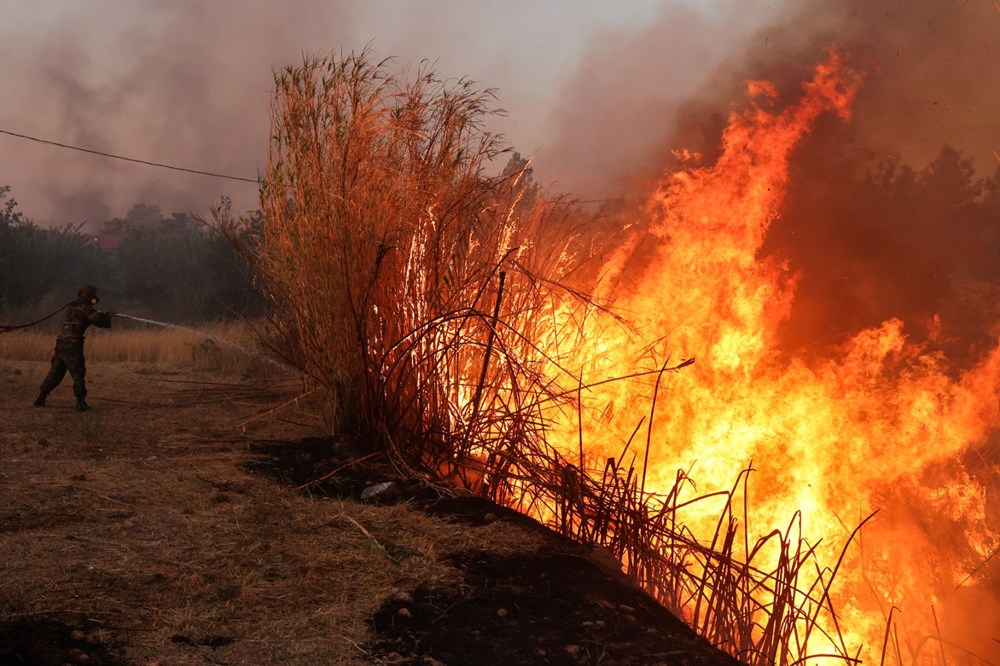 Yunanıstan alovla mübarizə aparır: Türkiyənin göndərdiyi təyyarələr Afinadadır - 1