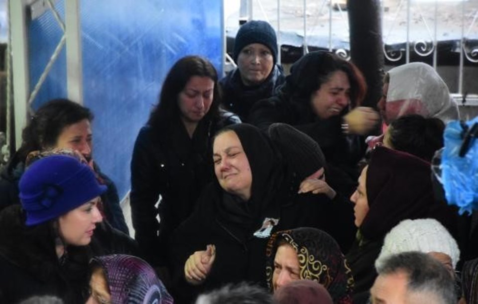 Ukrayna'da öldürülen Zeynep Hüsünbeyi son yolculuğuna uğurlandı - 2