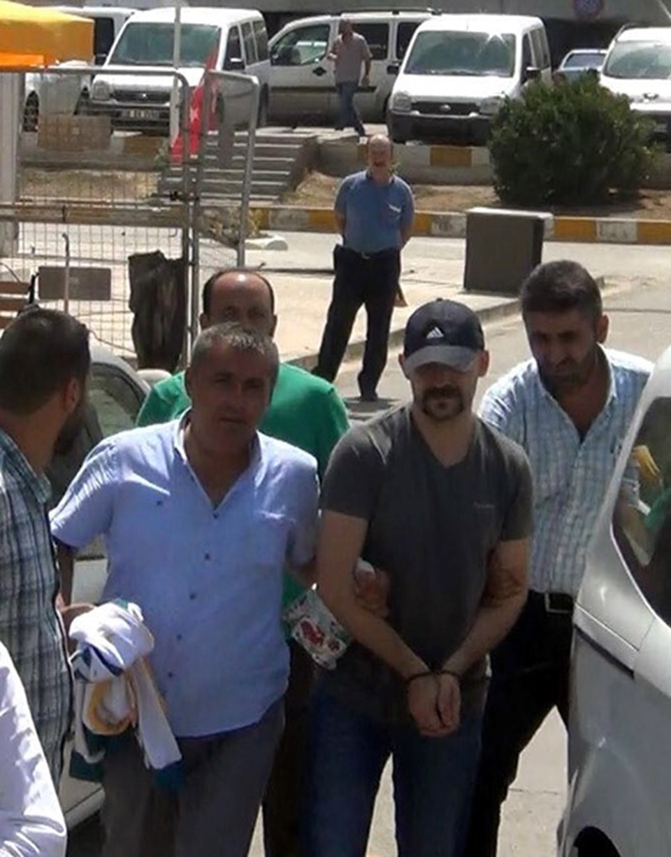Komedyen Atalay Demirci gözaltına alındı - 1