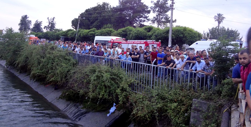 Osmaniye'de öğrenci otobüsü sulama kanalına düştü: 14 ölü - 1